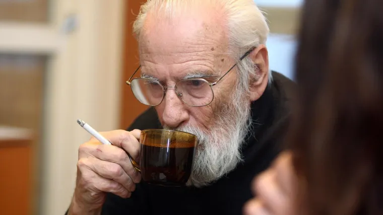 Preminuo je poznati glumac Božidar Smiljanić, tužnu vijest na Facebooku je objavio njegov sin