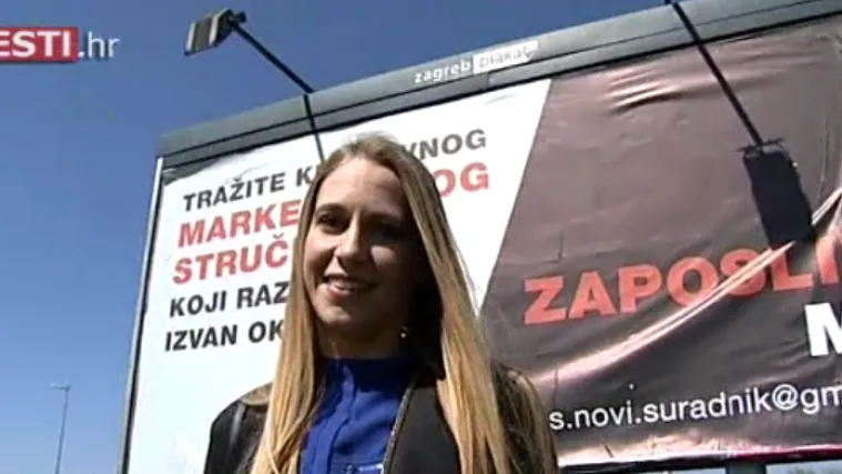 Ona traži posao preko jumbo plakata, a ima dvije diplome: upoznajte originalnu Zagrepčanku Tinu