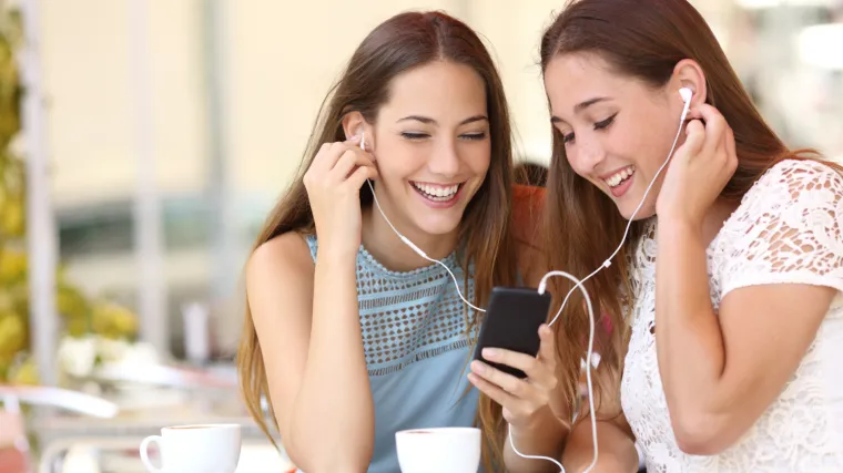 Koliko je vremena potrebno da s nekim postanete najbolji prijatelj? Znanstvenici otkrili točan broj sati