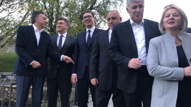 Večera čelnika regije: Dodik, Čović, Borisov, Vujanović, Vučić i Plenković sjeli za isti stol