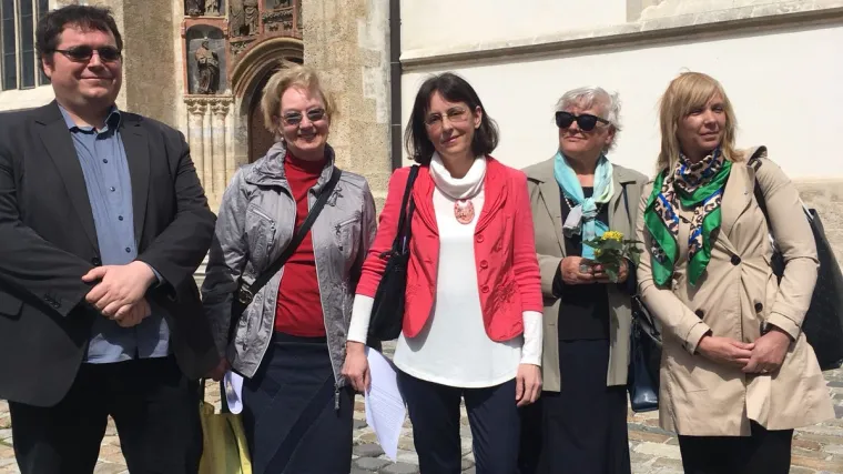 Počinju se skupljati potpisi za referendum o IK: evo kako će glasiti njihovo pitanje