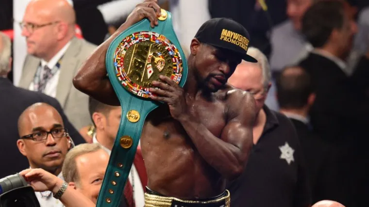 Mayweather izvukao živu glavu, tjelohranitelj zavr&scaron;io u bolnici