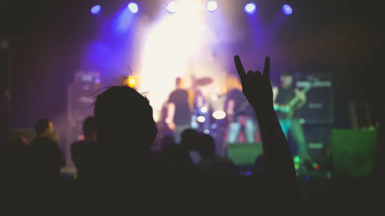 'Je l' to zato &scaron;to sam metalac?' Kampere zamijenili za samoubilački kult, po njih poslali 20 kola hitne pomoći