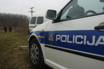 Dvojica muškaraca poginula kad se urušio zid silosa