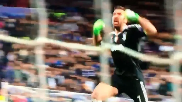 Kad ovako pokazuje emocije, onda je jasno - on ne smije napustiti nogomet