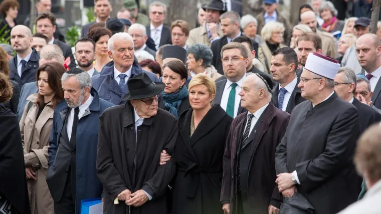 Kraus pozvao Hrvatsku da zakonom zabrani usta&scaron;ke simbole