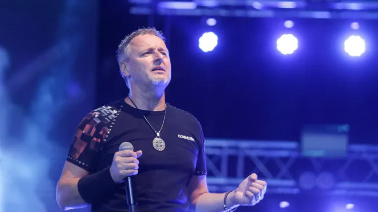 Prvi doznajemo: Thompsonov menadžer potvrdio da će se koncert u Kostreni ipak održati