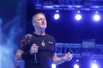 Prvi doznajemo: Thompsonov menadžer potvrdio da će se koncert u Kostreni ipak održati