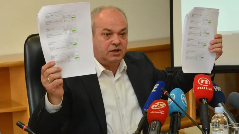 Gradska uprava uzvraća Croduxu: 'Neovisna analiza je dokazala da se izlilo čak 59.000 litara benzina'