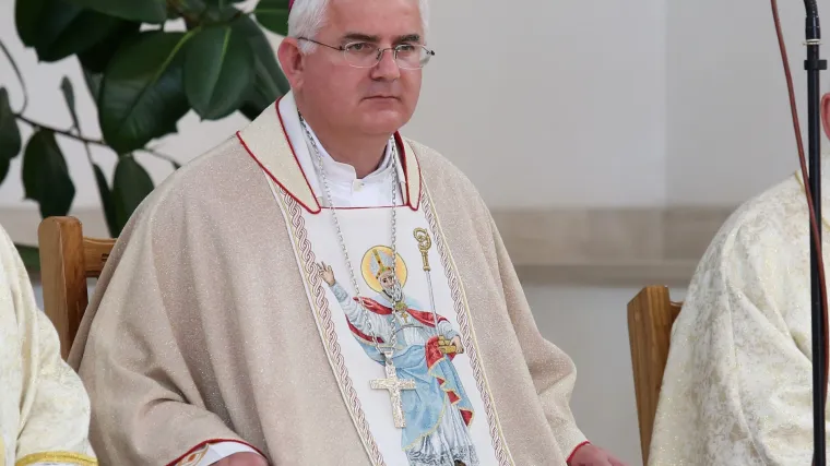 Rijetki logični istup iz Crkve: 'Tjeranje ljudi iz Crkve nije u duhu evanđenja'