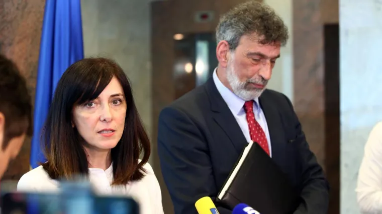 Niti nakon prvog sastanka Divjak i Fuchs ne znaju tko je kome &scaron;ef: 'Ministrica ne može ni&scaron;ta narediti meni, niti ja njoj'