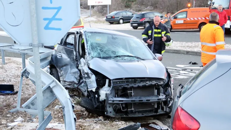 Detalji stra&scaron;ne nesreće kod Male kapele: pri izlasku iz tunela majka izgubila nadzor i u smrt odvela kćer