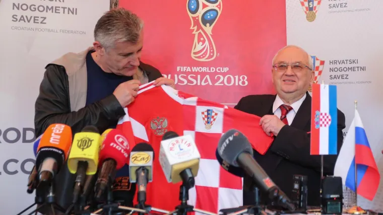 Azimov organizira susret Putina i Grabar-Kitarović tijekom Svjetskog nogometnog prvenstva?