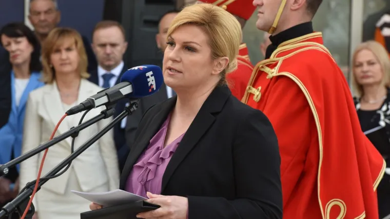 'Kažu da pretjerujem, ali &scaron;to je ovo nego izvanredno stanje?!'