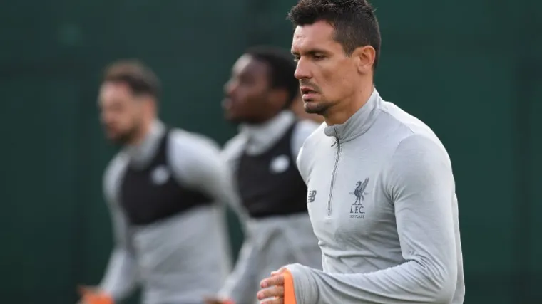 Hrvatski stoper u subotu je morao napustiti travnjak, Redsi objasnili kakvo mu je zdravstveno stanje