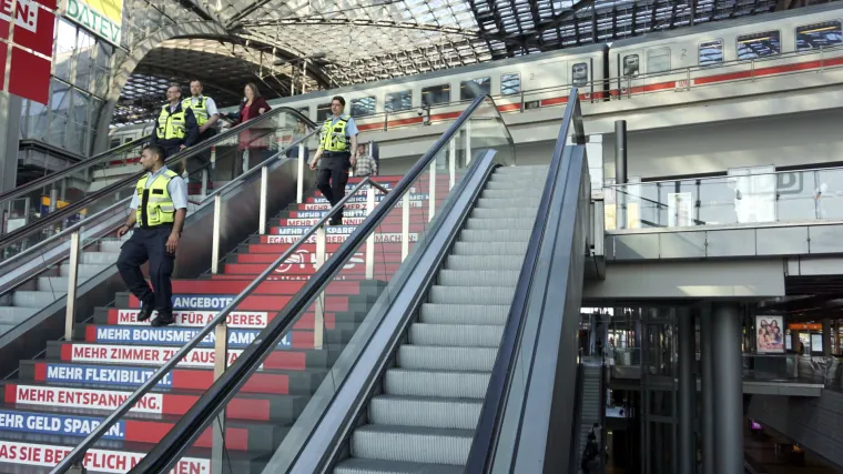 Izvanredno stanje u Berlinu: pronađena bomba te&scaron;ka 500 kilograma iz II. Svjetskog rata, stanovni&scaron;tvo se evakuira