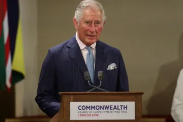 Princ Charles osim na tronu kraljicu nasljeđuje i na čelu Commonwealtha