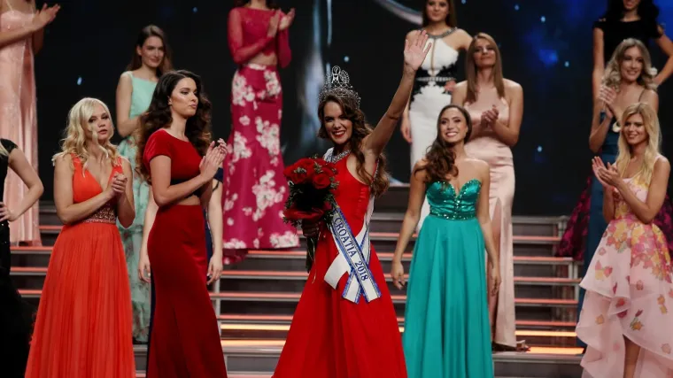 Pazite se jer se Mia Pojatina bavi i boksom...