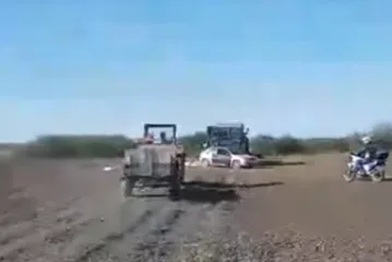 Slavonski Mad Max: više od dva sata bježao traktorom po njivi od policajca na motoru