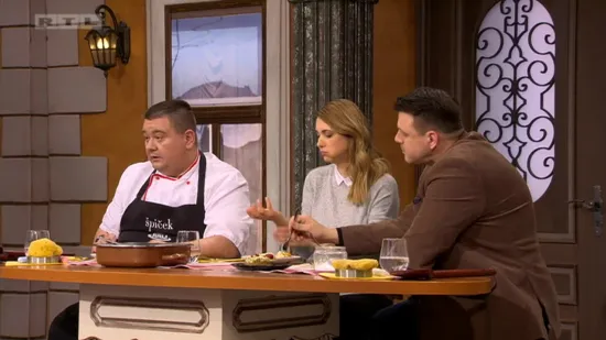 Za&scaron;to se kristal &scaron;ećer stavlja na zapečene palačinke?