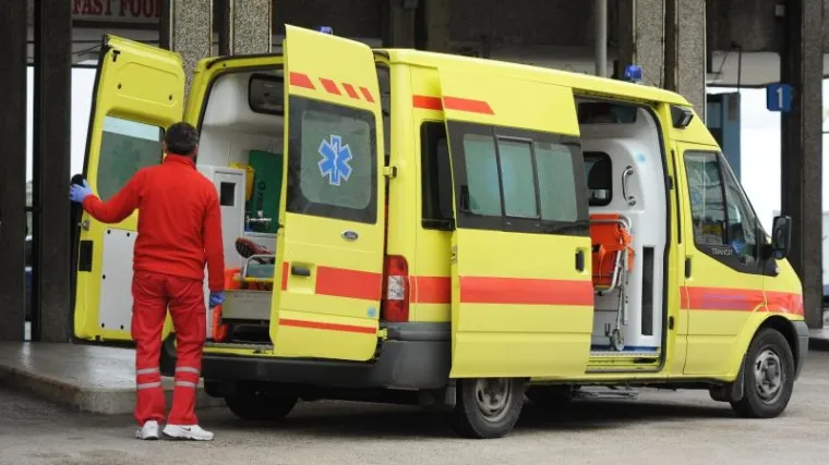 Te&scaron;ka prometna nesreća u Prugovu: tri osobe zavr&scaron;ile u bolnici, jedna te&scaron;ko ozlijeđena
