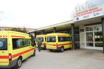 Tragedija u Splitu: majka u stanu zatekla dijete s ubodnim ranama, trenutno se bori za život