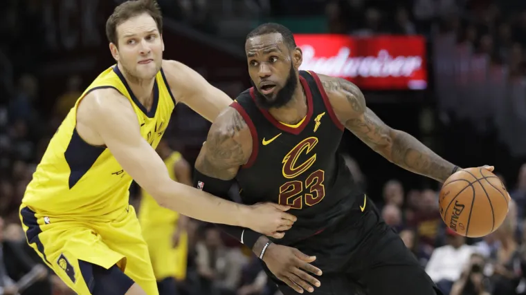 LeBron tricom u zavr&scaron;nici donio Cavsima vodstvo nad Bogdanovićvim Pacersima: Houston izborio drugi krug