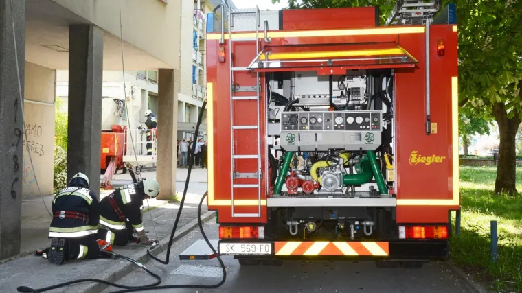 Zbog začepljenja plinskih cijevi u stanu na Trnju izbio požar: vatru gasio 75-godi&scaron;njak
