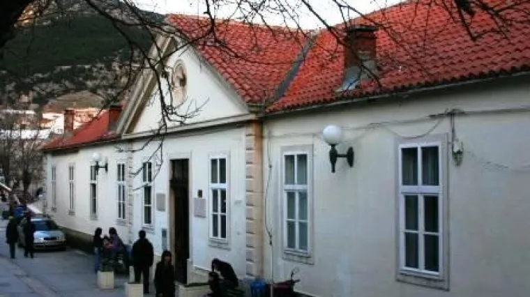 Učenicima nude stipendiju, smje&scaron;taj, hranu, laptop, praksu i posao na kraju &scaron;kolovanja