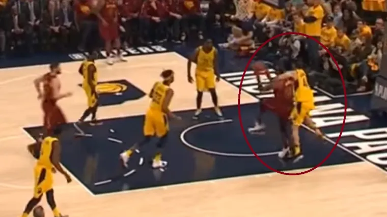 Bogdanović prljavim potezom zaustavio LeBrona, James zavr&scaron;io na &scaron;ivanju glave