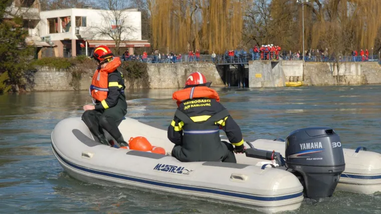 Identitet osobe se ne zna, ali nije isključeno samoubojstvo