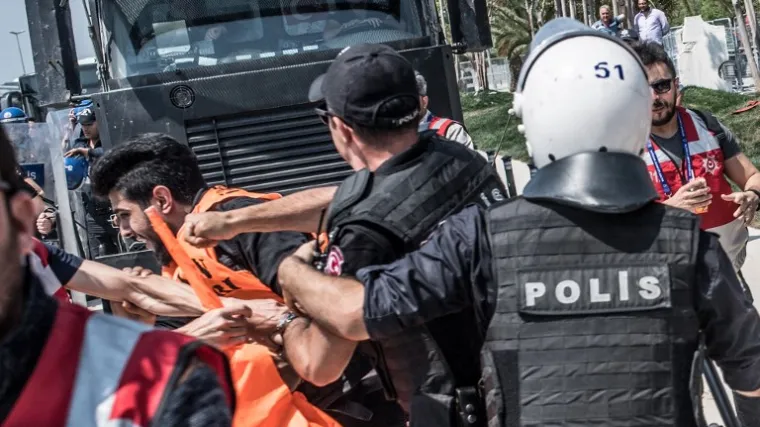 Na ulice od Pariza do Phnom Penha iza&scaron;le tisuće radnika