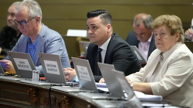 Nije bilo kvoruma, Mikulić optužuje SDP: 'To su ljudi koji destruktivno rade'