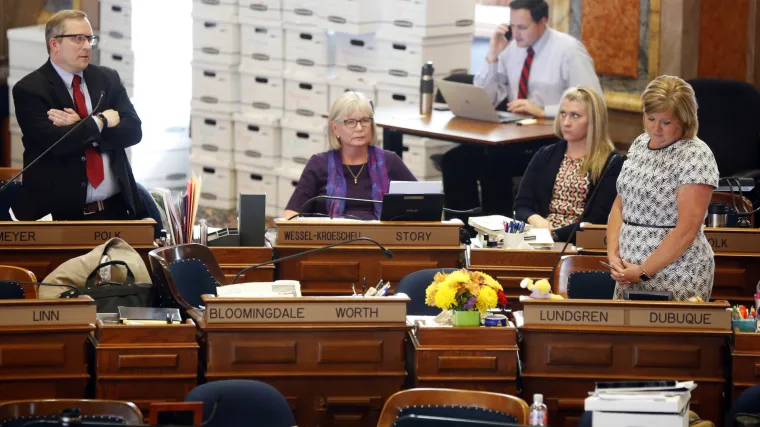 Iowa usvojila najstroži zakon protiv pobačaja u SAD-u