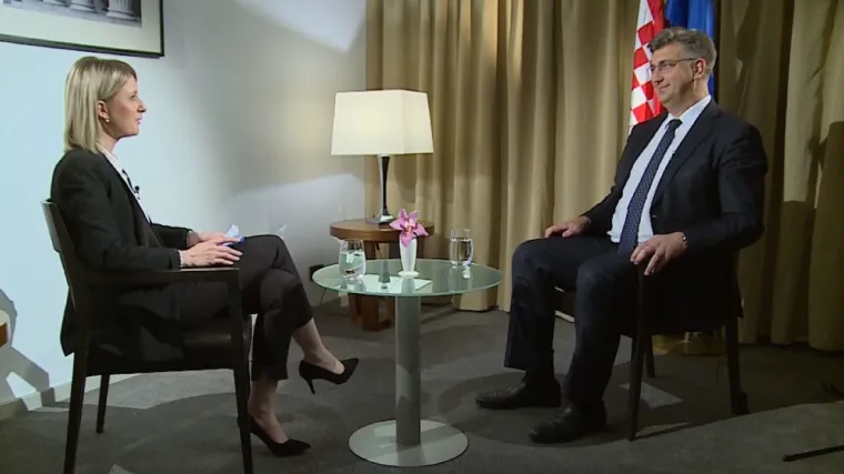 'Moji ministri su najbolji, a na Dačića ozbiljni političari ne bi trebali tro&scaron;iti riječi'