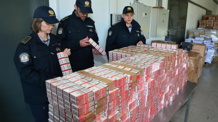 Velika akcija carine! Zaplijenjeno vi&scaron;e od 3,3 milijuna komada cigareta i 11 tona duhana