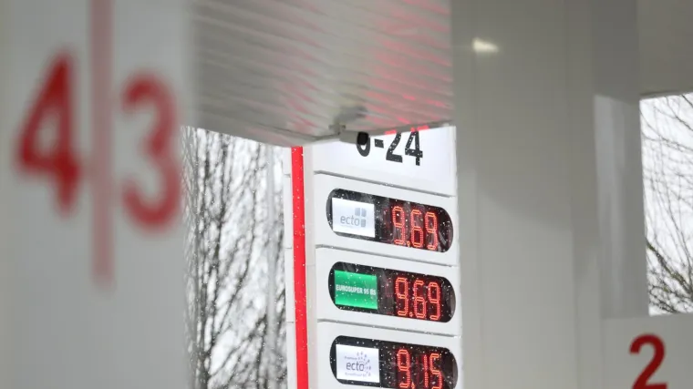 Od sinoć ponovno vi&scaron;e cijene goriva: za isti spremnik morat ćemo platiti 3 kune vi&scaron;e