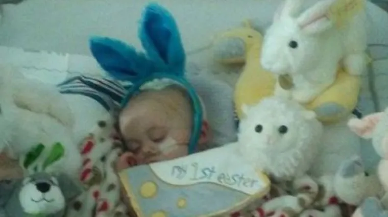 Potresna poruka majke čije je dijete palo s kreveta i bori se za život