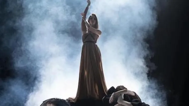 Na večera&scaron;njoj prvoj poluzavr&scaron;noj večeri nastupa na&scaron;a predstavnica Franka Batelić s pjesmom Crazy