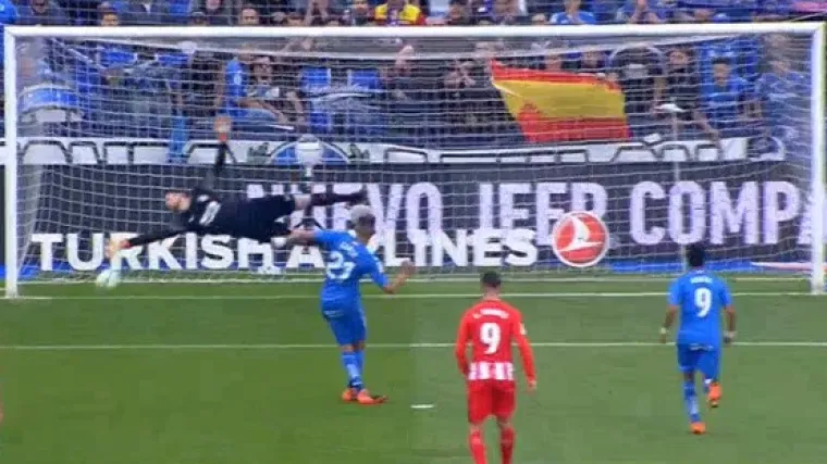 Slovenski vratar hladno skinuo jo&scaron; jedan penal