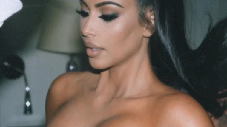 Cijela vojska ruku brine o njoj