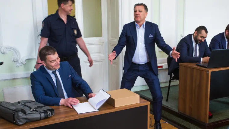 VIDEO Mamić napustio sudnicu i sabotirao nastavak suđenja u Osijeku: 'Ne želim sudjelovati u ovom cirkusu!'