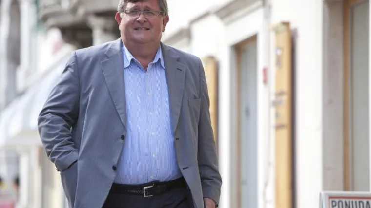 Obersnel u pismu upućenom građanima Rijeke: 'Ne potpisujte peticiju za referendum o promjeni izbornog sustava'