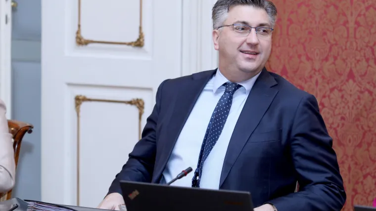 Plenković smatra da nije napravio ni&scaron;ta krivo: 'Ne osjećam se odgovornim u aferi Hotmail'