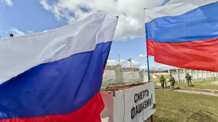 EU uvela sankcije dužnosnicima koji su sudjelovali u organiziranju zbora na Krimu