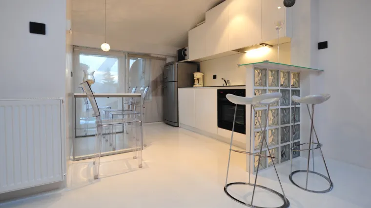 Mrlje od ulja na zidu - Kako otkloniti mrlje?