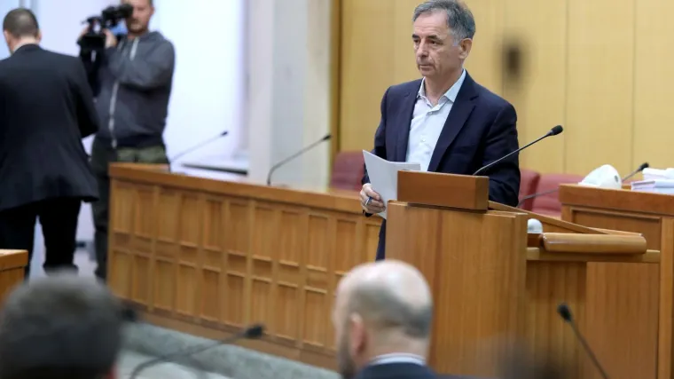 Pupovac spustio oporbi: 'Želite izbore? Dat ćemo vam izbore pa da vidimo &scaron;to ćete onda'