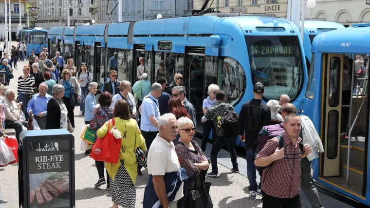 Ne žele da im se ukine benificirani radni staž