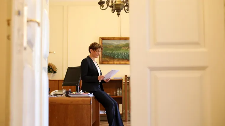 Povjerenstvo pokreće postupak protiv Dalić zbog sukoba interesa, a za Vladu je s njenim odlaskom slučaj rije&scaron;en