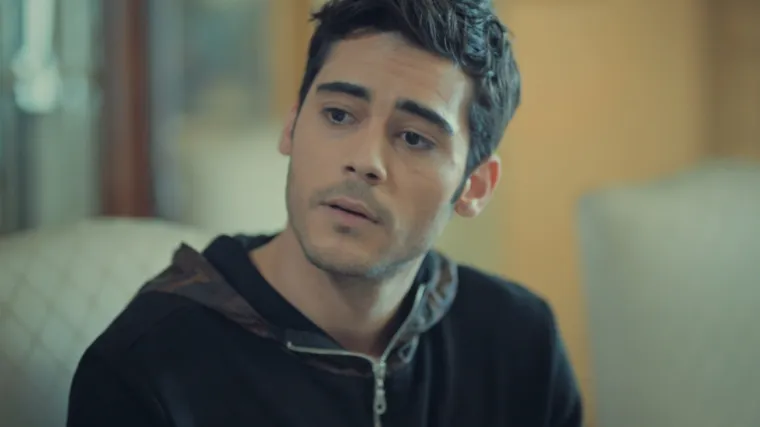 Murat sve &scaron;okira svojom objavom, a Sureja se onesvijesti (Istanbulska nevjesta)